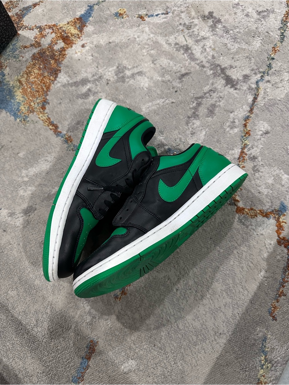 Nike Low-Top Sneakers - Black/Green